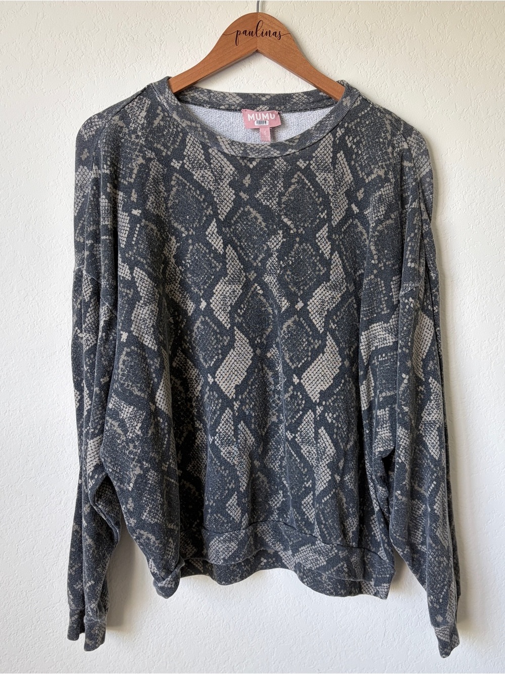 Show Me Your Mumu Womens Sweatshirt Snake Print Gray Long Sleeve Casual Top